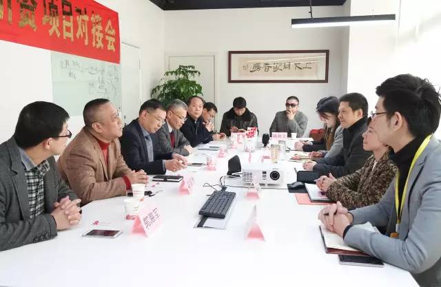 安徽銅陵郊區(qū)大橋經濟開發(fā)區(qū)與東方龍商務簽訂委托招商引資合作協議