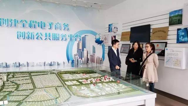 東方龍商務陪同智能會務投資選址項目方先后考察上海浦東唐鎮電子商務創新港,上海嘉定申岡經濟城 東方龍商務陪同智能會務投資選址項目方先后考察上海浦東唐鎮電子商務創新港,上海嘉定申岡經濟城