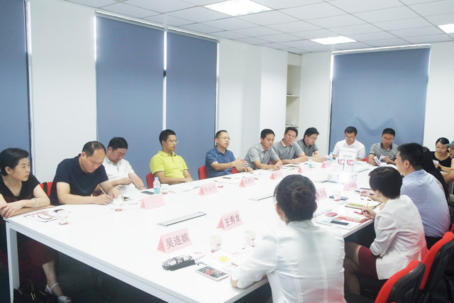 東方龍商務接待數十批湖南省市、縣政府考察團,全面交流委托招商引資合作