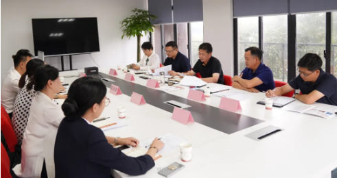 錄取率僅為5.1%的專業(yè)團(tuán)隊(duì)!政府感嘆,東方龍商務(wù)不愧是委托招商行業(yè)的領(lǐng)軍者 錄取率僅為5.1%的專業(yè)團(tuán)隊(duì)!政府感嘆,東方龍商務(wù)不愧是委托招商行業(yè)的領(lǐng)軍者