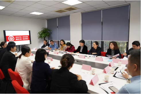 錄取率僅為5.1%的專業(yè)團(tuán)隊(duì)!政府感嘆,東方龍商務(wù)不愧是委托招商行業(yè)的領(lǐng)軍者 錄取率僅為5.1%的專業(yè)團(tuán)隊(duì)!政府感嘆,東方龍商務(wù)不愧是委托招商行業(yè)的領(lǐng)軍者