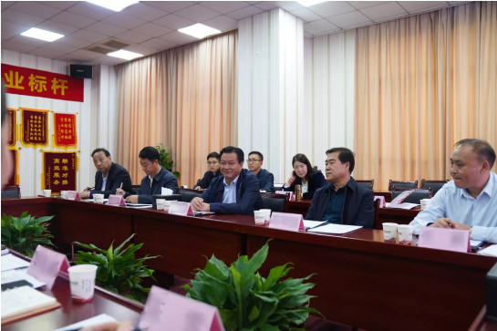 “兩條腿走路”:自主招商+委托招商成為新常態 “兩條腿走路”:自主招商+委托招商成為新常態