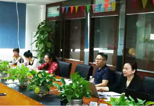 陪同政府園區赴鋰電池綜合利用生產設備投資選址項目方對接考察,全面加快項目建設進度 陪同政府園區赴鋰電池綜合利用生產設備投資選址項目方對接考察,全面加快項目建設進度