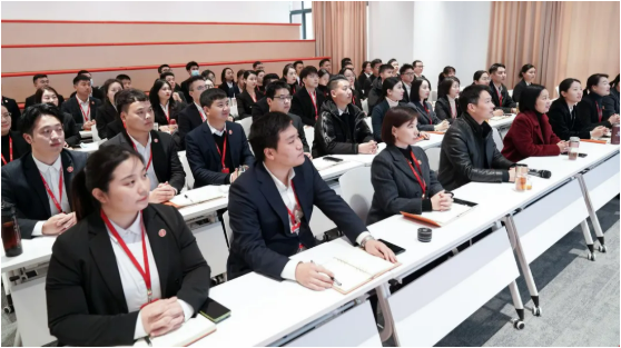火力全開！“大干100天”競賽活動完美收官！1月中旬，集團成功通過43個優(yōu)質(zhì)投資選址項目