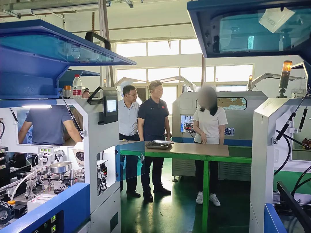 自動化程度高，品質銷量雙領先！廣西某地方政府順利考察多品類顯示產品擴建投資選址項目企業