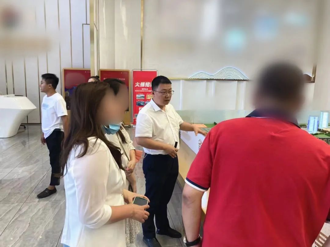 與7000家知名品牌保持穩定合作!A股上市品牌商業綜合體投資選址項目方赴湖南某地方政府實地考察 與7000家知名品牌保持穩定合作!A股上市品牌商業綜合體投資選址項目方赴湖南某地方政府實地考察