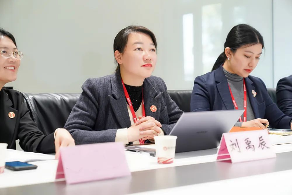 新疆輪臺縣·東方龍商務委托招商引資合作座談會成功舉行!集團榮獲“2022年度輪臺縣招商引資先進集體”稱號 新疆輪臺縣·東方龍商務委托招商引資合作座談會成功舉行!集團榮獲“2022年度輪臺縣招商引資先進集體”稱號