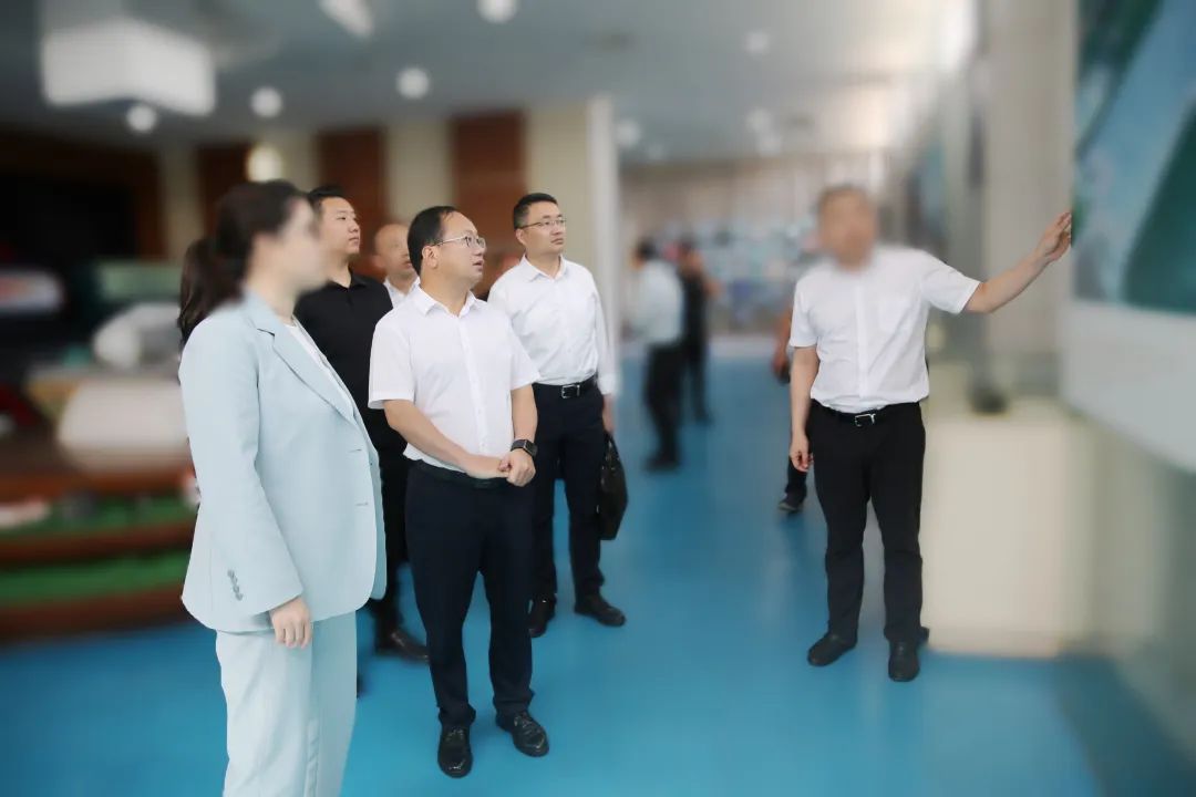 百億規模大型集團公司，投資50億！四川某地方政府實地對接新型鋰電池生產擴建投資選址項目