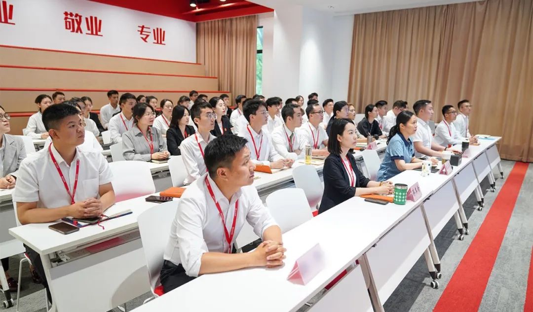 爭、搶、拼、實！奔跑二季度競賽活動圓滿收官！6月下旬，集團共34個優質投資選址項目通過評估