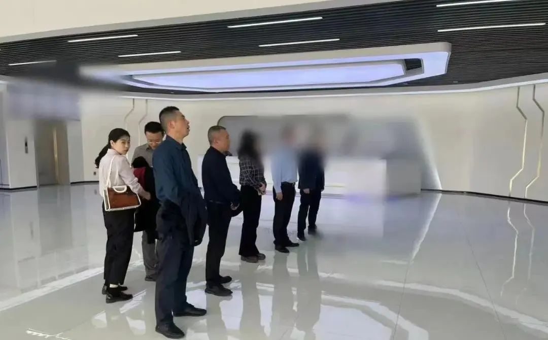 用時僅15天,由集團精準推介的高端玻璃蓋板擴建投資選址項目方與四川某地方政府成功簽訂投資協議 用時僅15天,由集團精準推介的高端玻璃蓋板擴建投資選址項目方與四川某地方政府成功簽訂投資協議