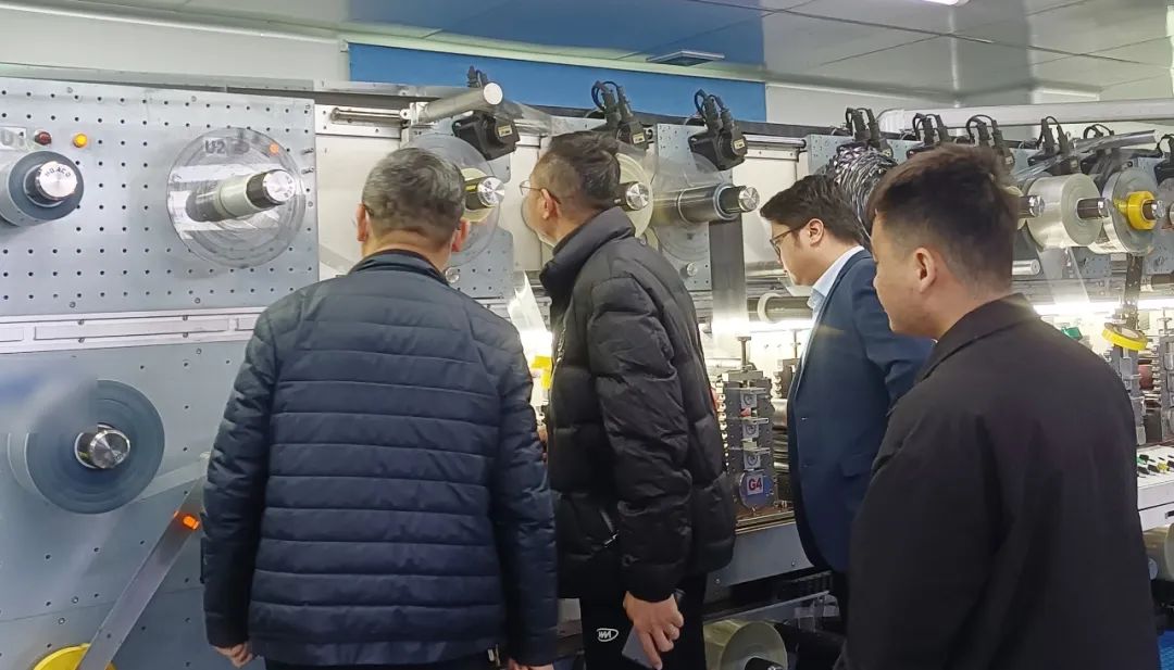 行業技術領先，與知名消費類電子企業長期合作！廣東某地方政府實地對接專精特新消費電子導熱材料擴建投資選址項目