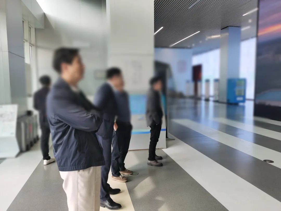 東風汽車、東山精密等企業合作伙伴！新能源固態電池擴建投資選址項目方反向考察浙江某地方政府
