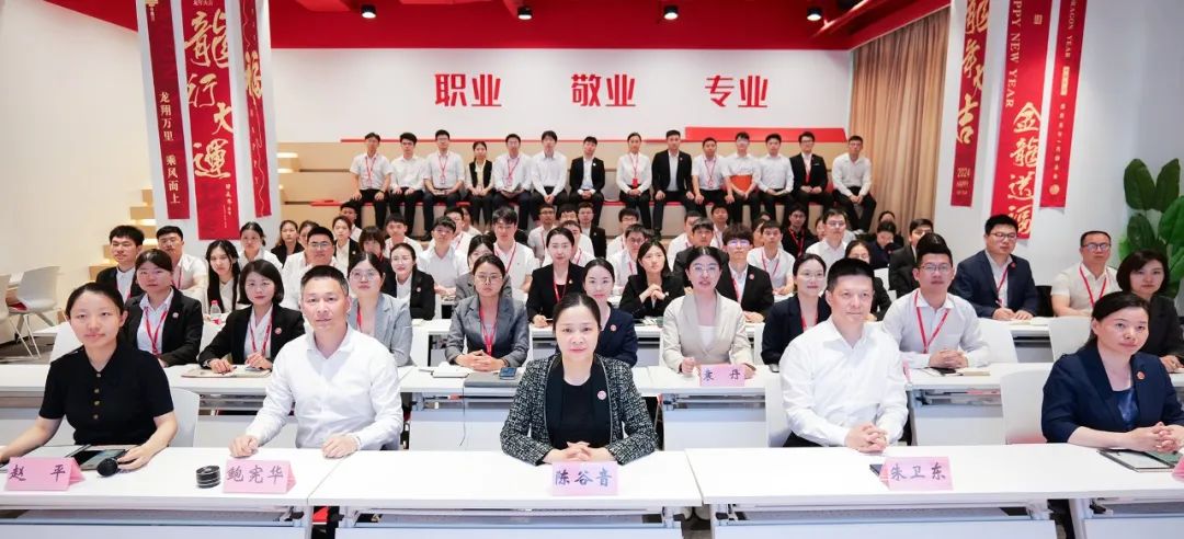 項目開發(fā)快馬加鞭，招商引資滿弦拉弓！5月中旬，集團共39個優(yōu)質投資選址項目通過評估
