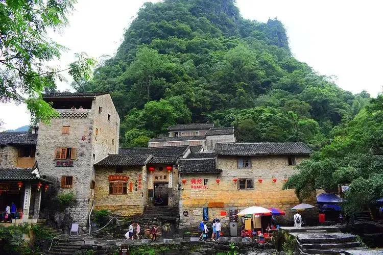 集團(tuán)全力助推廣西賀州昭平縣委托招商引資，助力產(chǎn)業(yè)蝶變升級(jí)！