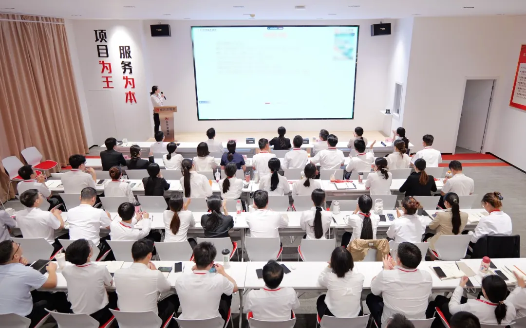 抓好項目開發(fā)先手棋，夯實項目落地硬支撐！9月上旬，集團共33個優(yōu)質投資選址項目通過評估