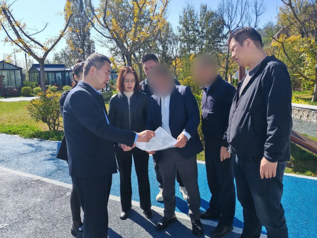 市場覆蓋全國,品牌知名度高、潛力大!品牌太空艙酒店布局投資選址項目方實地考察陜西某地方政府 市場覆蓋全國,品牌知名度高、潛力大!品牌太空艙酒店布局投資選址項目方實地考察陜西某地方政府